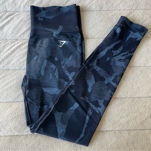 Adapt Camo Seamless Leggings - Size Small, color “Midnight Blue/Ash Blue”